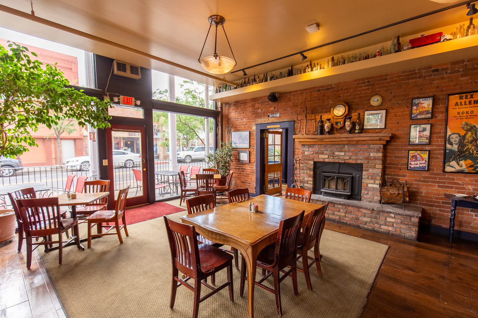 Charly's Restaurant